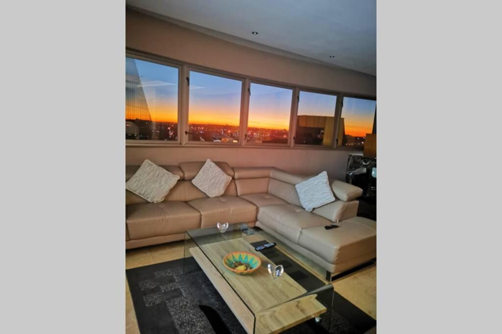 1507-Amazing Views & Unique Joburg Cbd Luxury Joanesburgo Exterior foto